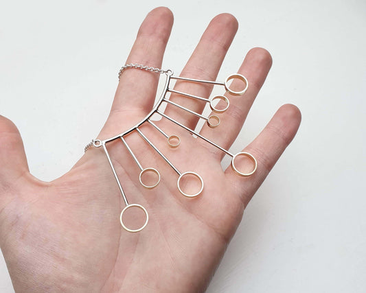 Necklace : Radial 1