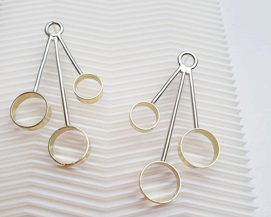 Earrings: Radial 1