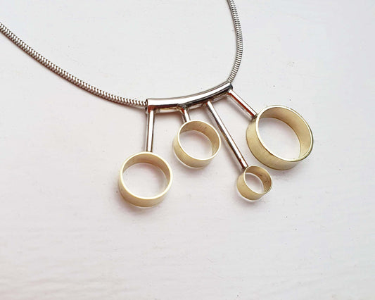 Necklace : Radial 5